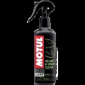 MOTUL M1 Helmet & Visor Clean 0,25л.